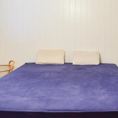 Apartment 3 Bedroom Gorgeous In Giske Godoy
